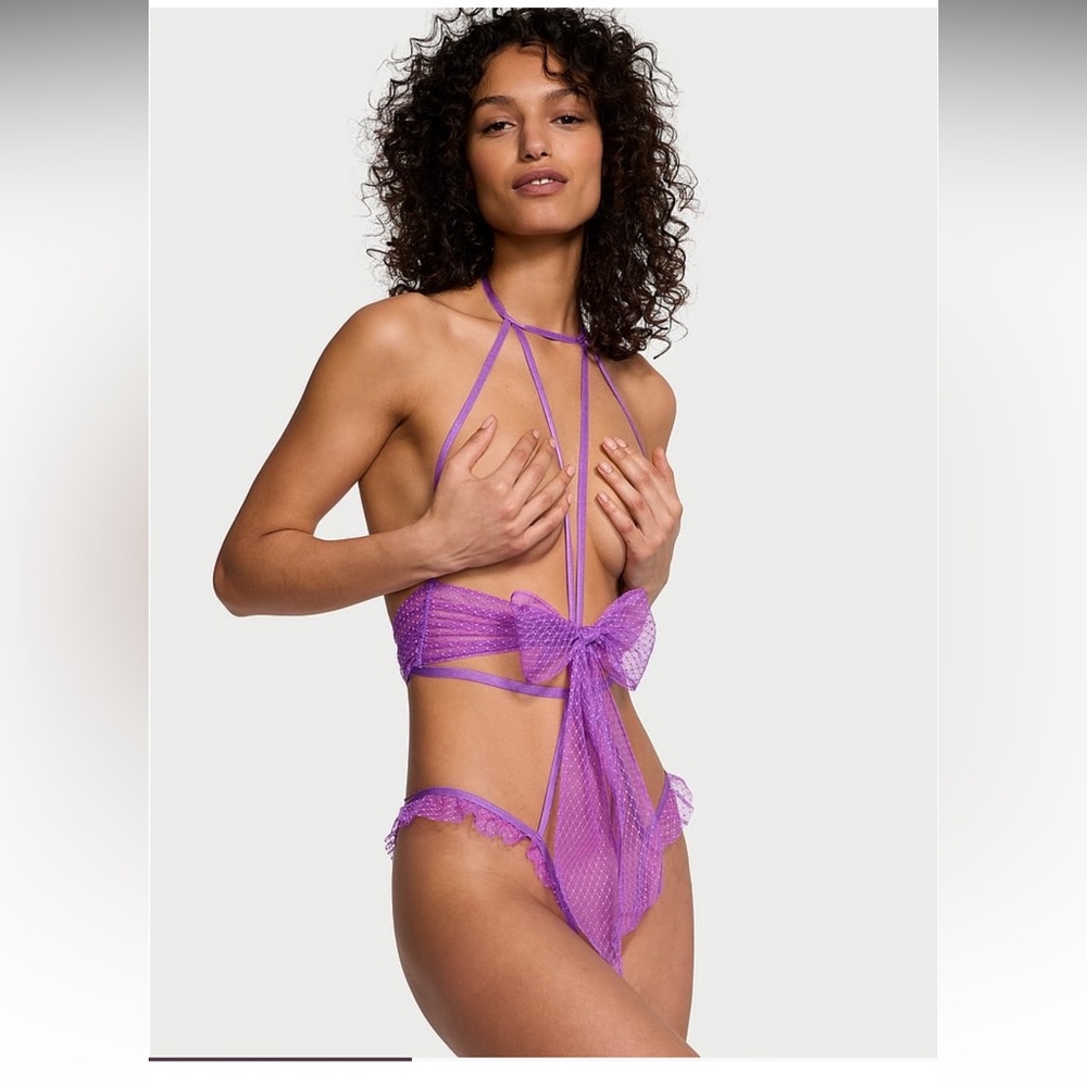 Victoria’s Secret VERY SEXY
Bow Mesh Open-Cup Crotchless Playsuit